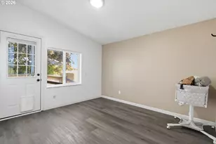 2151 Three Lakes Rd, Albany, OR 97322 - Photo 10