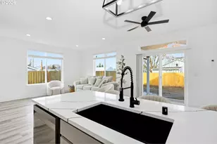 511 E Collins St, Goldendale, WA 98620 - Photo 12