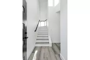 511 E Collins St, Goldendale, WA 98620 - Photo 2