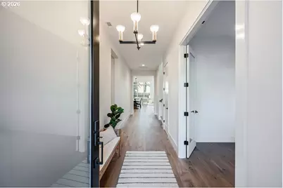 2560 Glen Eagles Pl, Lake Oswego, OR 97034 - Photo 2