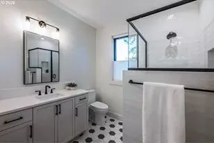 2560 Glen Eagles Pl, Lake Oswego, OR 97034 - Photo 26