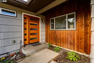 555 Stafford Ct, Eugene, OR 97405 - Photo 4