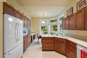 5799 Langford Ln, Lake Oswego, OR 97035 - Photo 14