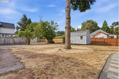 620 S Water St, Silverton, OR 97381 - Photo 20