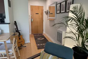 2020 SW Main St, Portland, OR 97205 - Photo 18