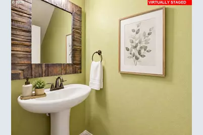 815 NW 1st Ave, Canby, OR 97013 - Photo 6