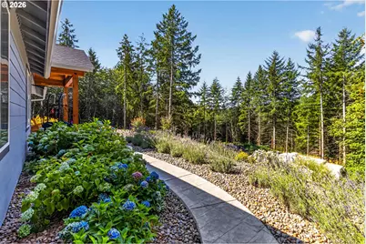 210 Echo Ln, Longview, WA 98632 - Photo 4