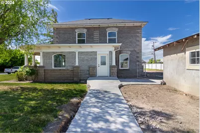 235 NE 3rd St, Hermiston, OR 97838 - Photo 24