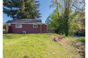 37526 Row River Rd, Dorena, OR 97434 - Photo 14