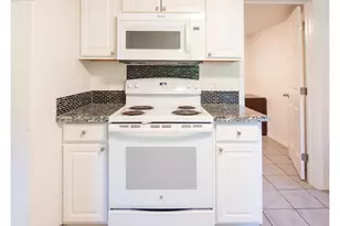 37526 Row River Rd, Dorena, OR 97434 - Photo 8