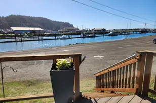 130 Riggs Hill Ln, Winchester Bay, OR 97467 - Photo 4