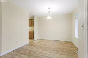 1575 SE Dexter Ln, Gresham, OR 97080 - Photo 14