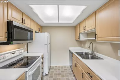 9490 SW 146th Ter #R8, Beaverton, OR 97007 - Photo 8