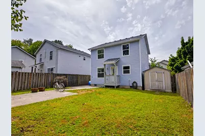 8329 N Johnswood Dr, Portland, OR 97203 - Photo 36