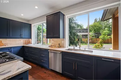 3850 Lake Grove Ave, Lake Oswego, OR 97035 - Photo 16