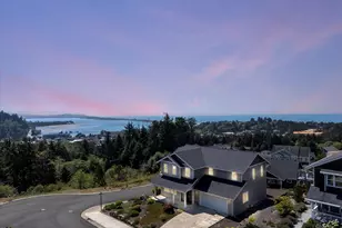 4231 SE Lee Ave, Lincoln City, OR 97367 - Photo 2