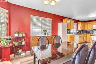 2200 SE Chinaberry Ave, Roseburg, OR 97470 - Photo 16