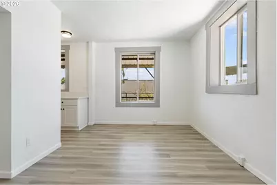 708 N Killingsworth St #14, Portland, OR 97217 - Photo 10