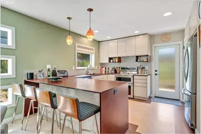 1255 Reserve St, Silverton, OR 97381 - Photo 14