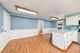 31145 NW Hillcrest St, North Plains, OR 97133 - Photo 8