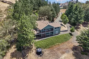 9860 S Bank Dr, Roseburg, OR 97470 - Photo 38