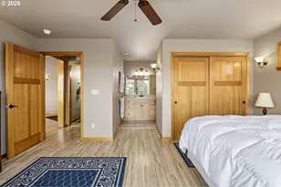 9860 S Bank Dr, Roseburg, OR 97470 - Photo 18