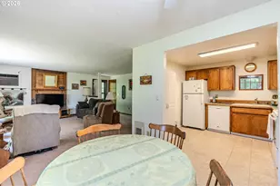 2905 NE 13th St, Gresham, OR 97030 - Photo 14