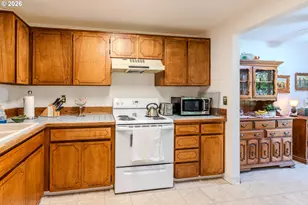 2905 NE 13th St, Gresham, OR 97030 - Photo 10