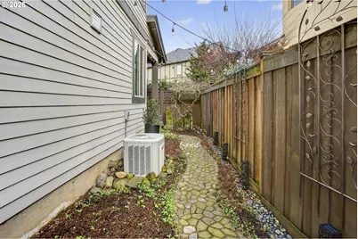 28677 SW Costa Cir, Wilsonville, OR 97070 - Photo 34