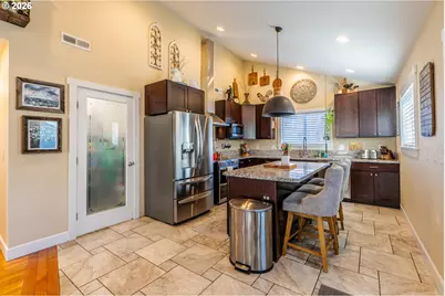 1812 Roberts St, The Dalles, OR 97058 - Photo 10