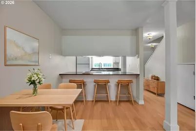 29750 SW Courtside Dr #1, Wilsonville, OR 97070 - Photo 4