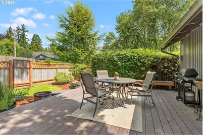 4931 SW Chestnut Pl, Beaverton, OR 97005 - Photo 28