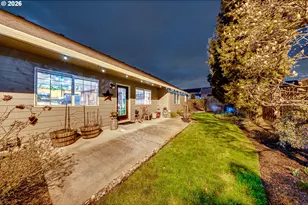 1088 S Sycamore St, Canby, OR 97013 - Photo 38