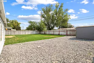245 W Highland Ave, Hermiston, OR 97838 - Photo 26