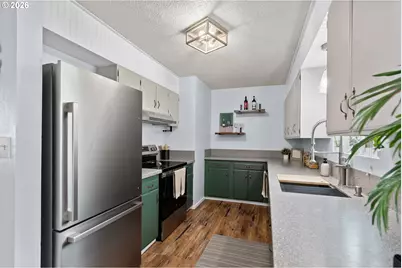 245 W Highland Ave, Hermiston, OR 97838 - Photo 10
