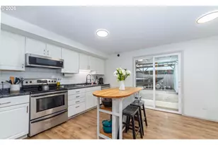 12708 NE 41st St, Vancouver, WA 98682 - Photo 2