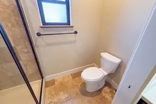 1125 W 28th Ave, Eugene, OR 97405 - Photo 16