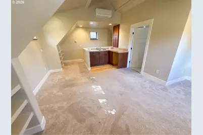 1125 W 28th Ave, Eugene, OR 97405 - Photo 8