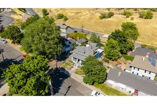 610 NW 3rd St, Pendleton, OR 97801 - Photo 42
