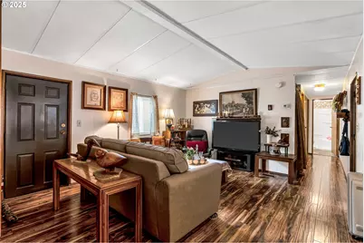 18485 SW Pacific Dr #69, Tualatin, OR 97062 - Photo 8