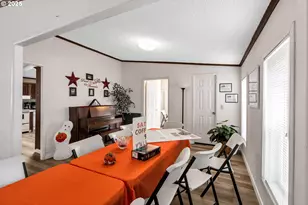 18485 SW Pacific Dr, Tualatin, OR 97062 - Photo 38