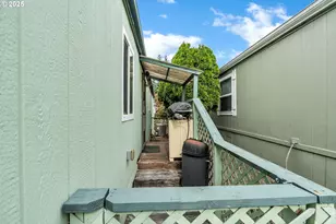 18485 SW Pacific Dr, Tualatin, OR 97062 - Photo 26