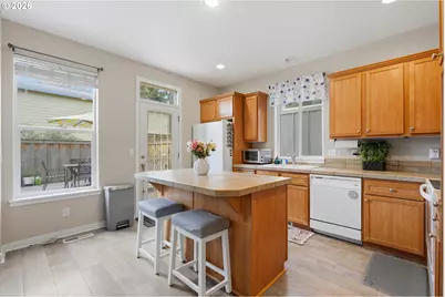 17473 SE Reserve Loop, Milwaukie, OR 97267 - Photo 6