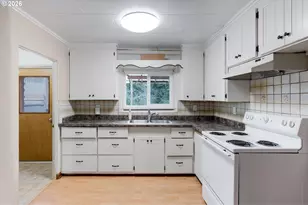 3329 Virginia Way, Longview, WA 98632 - Photo 14