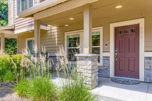 7967 NE Heiser St, Hillsboro, OR 97006 - Photo 2