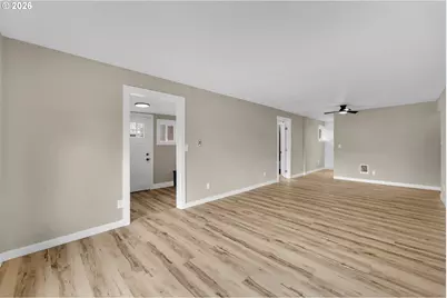 506 S 5th Ave, Kelso, WA 98626 - Photo 8