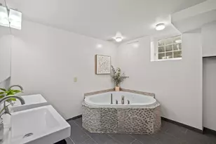 6473 NE Killingsworth Ct, Portland, OR 97218 - Photo 36