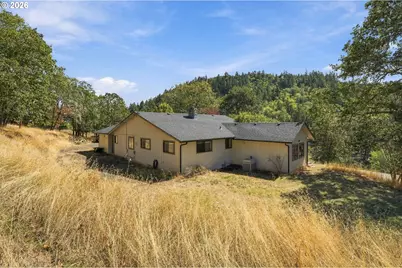 120 Fox Ln, Roseburg, OR 97471 - Photo 40
