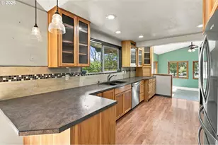 120 Fox Ln, Roseburg, OR 97471 - Photo 12