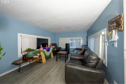 1415 S Bertelsen Rd #36, Eugene, OR 97402 - Photo 16